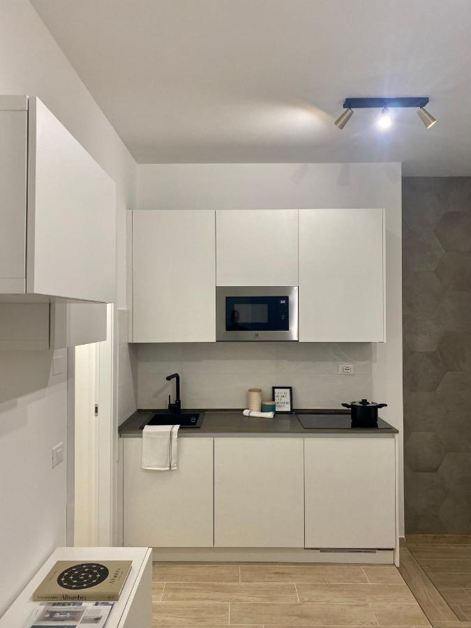 Suite Stresa Milano Centrale 3PAX WIFI Esterno foto